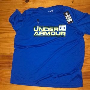 Men’s under armour t shirt